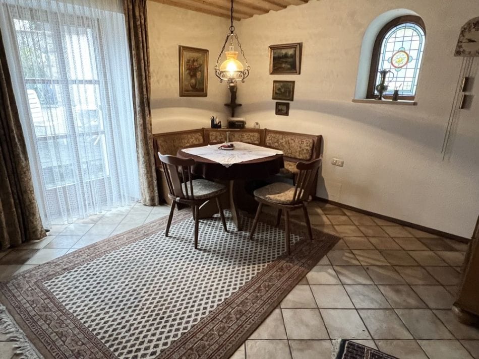 Immobilie in Regenstauf - Ein Einfamilienhaus für die kleine Familie! Sofort verfügbar! - Bild 4