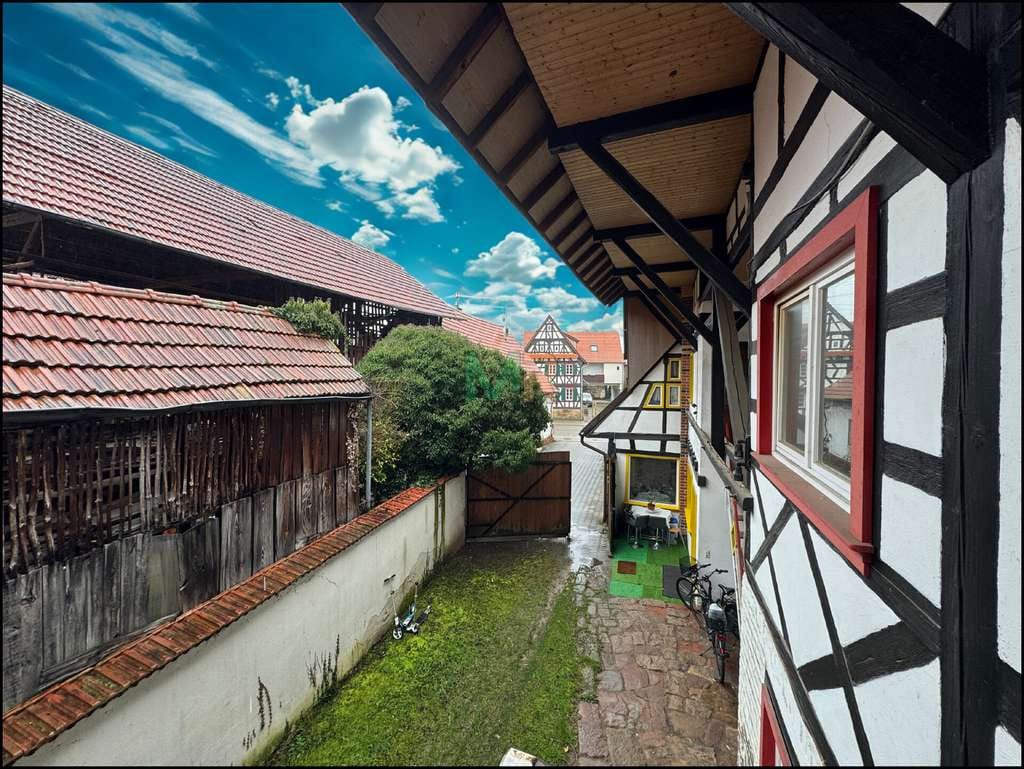 Immobilie in Hatzenbühl - Mehrfamilienhaus - Renditeobjekt mit Potenzial in Hatzenbühl - Bild 0