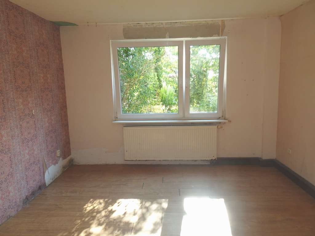 Immobilie in Viernheim - Freistehendes 2 - Familienhaus mit diversen Nebengebäuden zum Renovieren - Bild 1