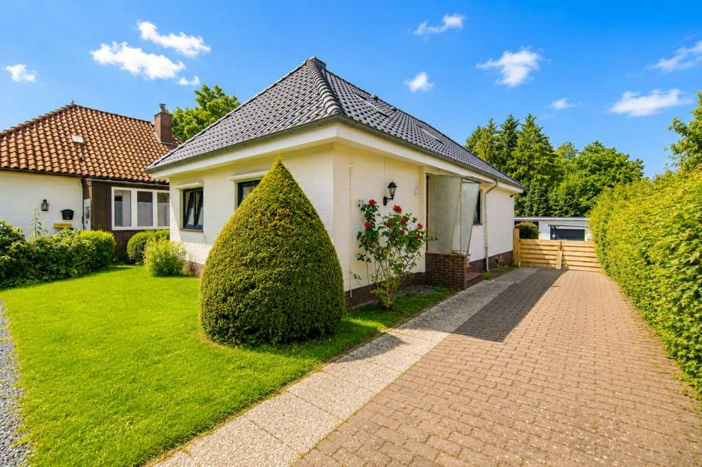 Immobilie in Bordesholm - Familienfreundliches Zuhause mit viel Platz, großem Garten und wohnlich nutzbarem Keller in Bordesh - Bild 4