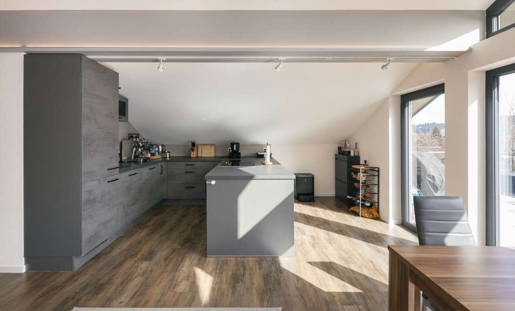 Immobilie in Stiefenhofen - Exklusive Penthousewohnung mit großzügiger Dachterrasse im Herzen des Westallgäu´s - Bild 3