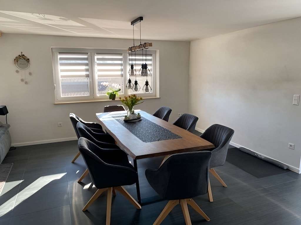 Immobilie in Pfullendorf - Stilvolle 4-Zimmer-Wohnung auf zwei Ebenen - Bild 1