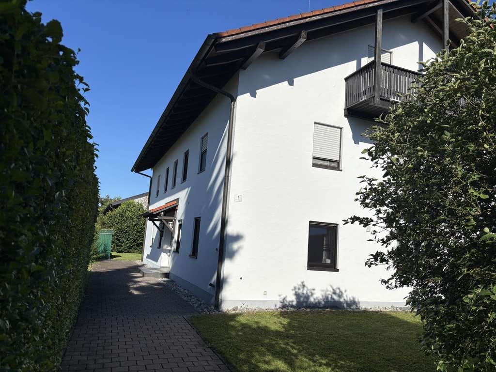 Immobilie in Heldenstein - Heldenstein: Perfekte 3-Zimmer-Erdgeschosswohnung mit Garten - Bild 2