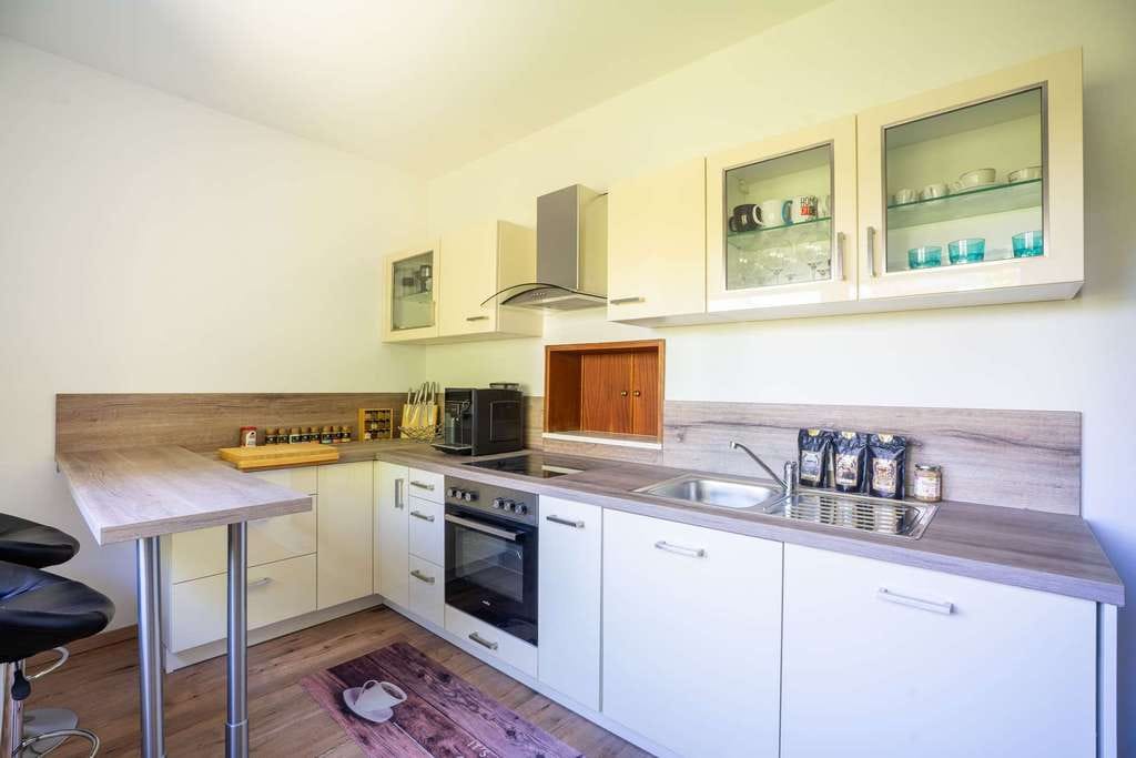 Immobilie in Forstinning - Ihr neues Zuhause - großzügiges Zweifamilienhaus, PV-Anlage, Pool und 3 Garagen - Bild 4
