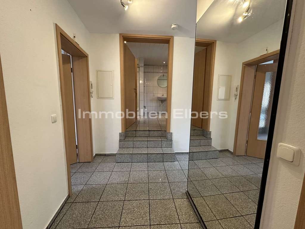 Immobilie in Geilenkirchen - BIETERVERFAHREN!!! Charmantes Hofanwesen mit zwei Wohnungen, Nebengebäuden und großem Grundstück - Bild 4