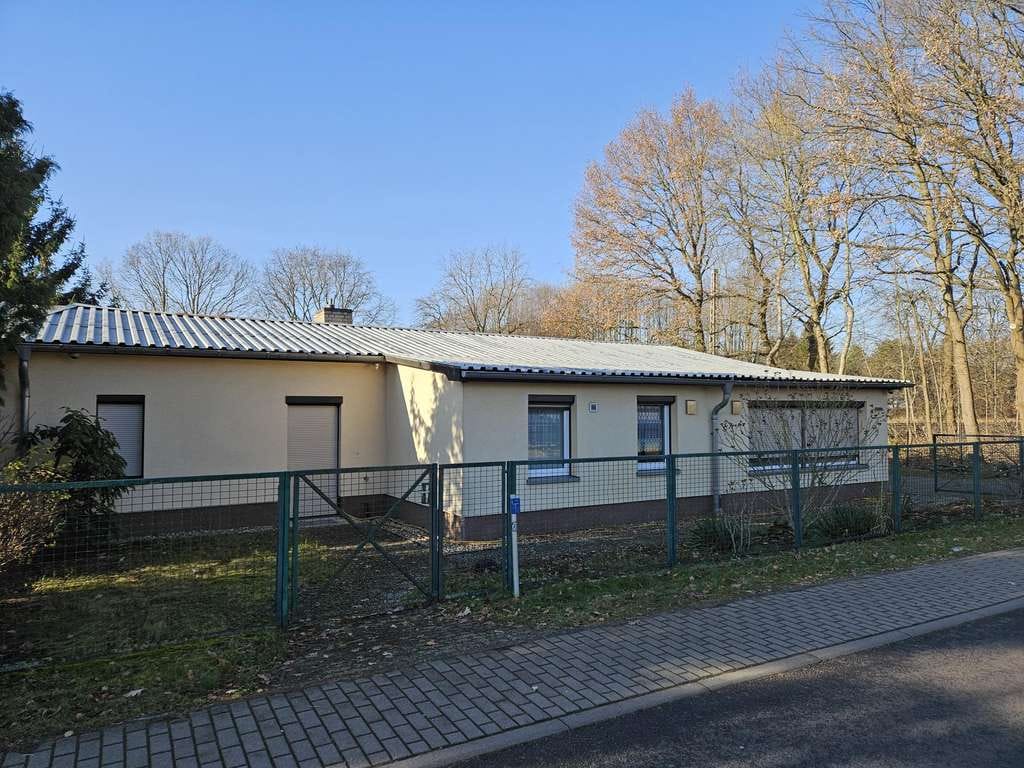 Immobilie in Bestensee - Provisionsfrei von privat: Vielseitiger Bungalow in Bestensee mit XXL-Garage & Aufstockpotenzial - Bild 1