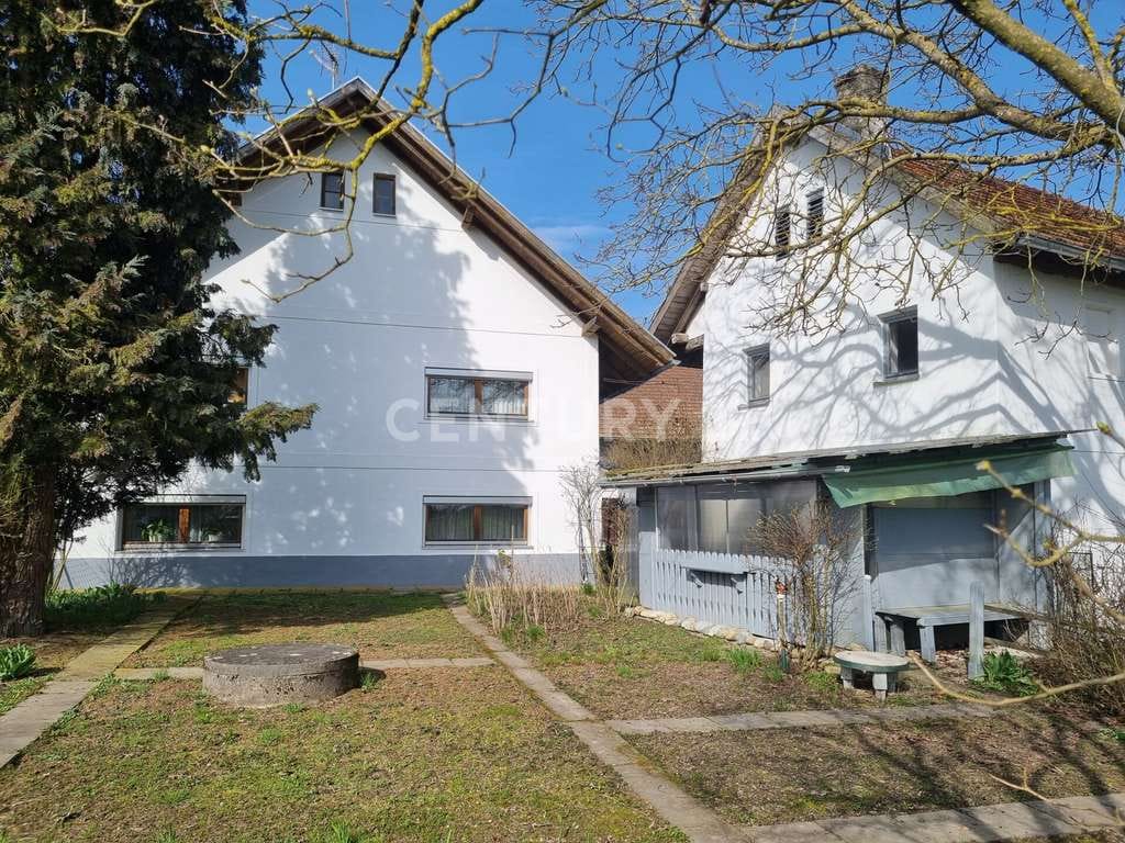 Immobilie in Neuburg am Inn - 4-Seit-Hof in Alleinlage: Wohnen Tierhaltung Landwirtschaft mit guter Anbindung - Bild 4