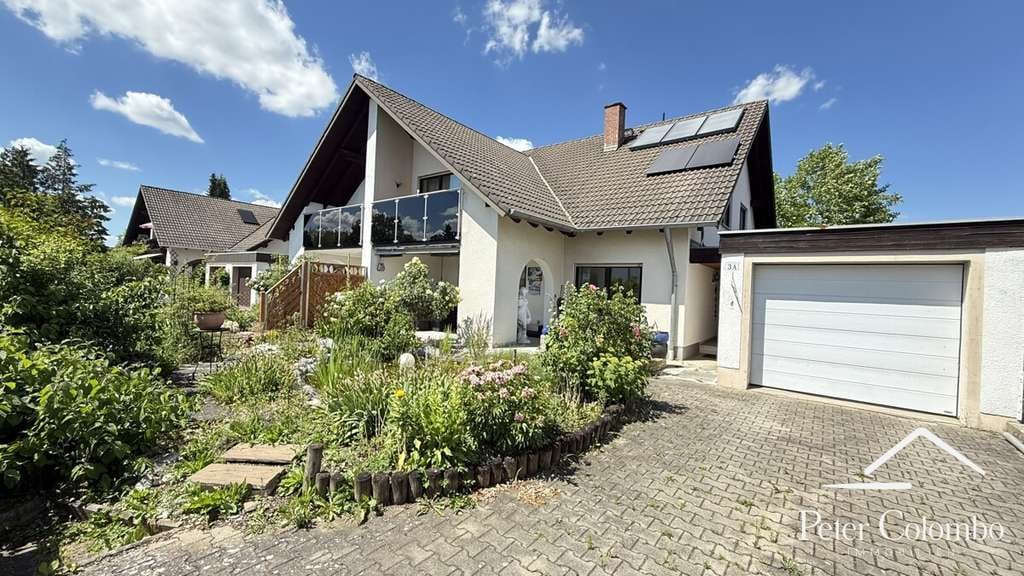 Immobilie in Klosterlechfeld - Charmante Doppelhaushälfte mit gr. Garage, Whirlpool und idyllischem Gartenteich in Klosterlechfeld - Bild 0
