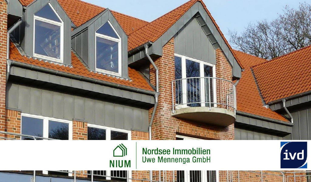 Immobilie in Hage - GROSSE MODERNE OG-WOHNUNG MIT BALKON | MITTEN IM ORT | ERSTBEZUG | FAHRSTUHL - Bild 0