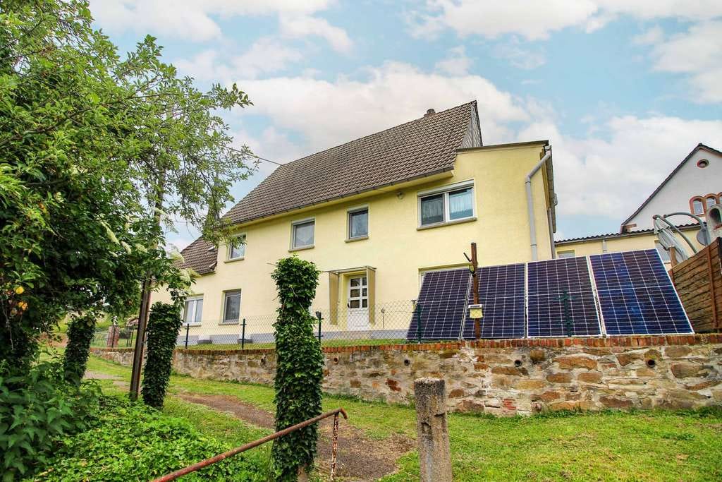 Immobilie in Wechselburg - 1 Haus + 2 Wohnungen + ruhige Lage + gepflegter Zustand - Bild 1