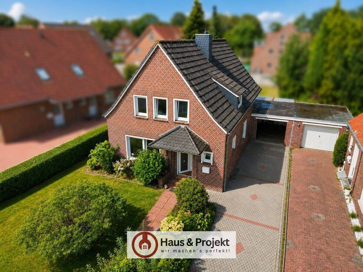 Immobilie in Esens - Modernisiertes Einfamilienhaus in begehrter Lage - fußläufig zur Esenser Innenstadt - Bild 0