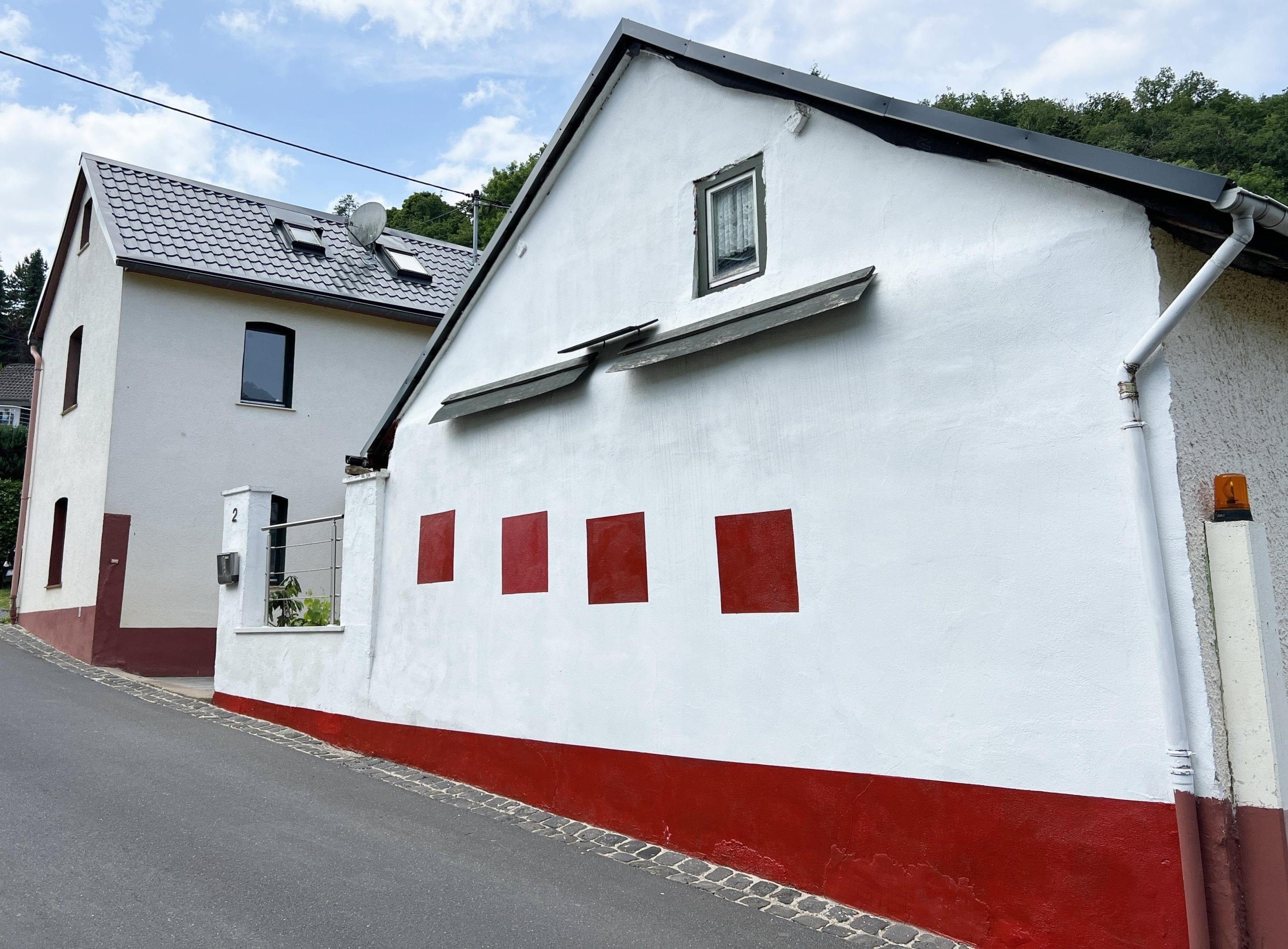 Immobilie in Mayen - Gepflegtes Einfamilienhaus m. Stellplatz u. kleiner Terrasse in Nitztal - Bild 0