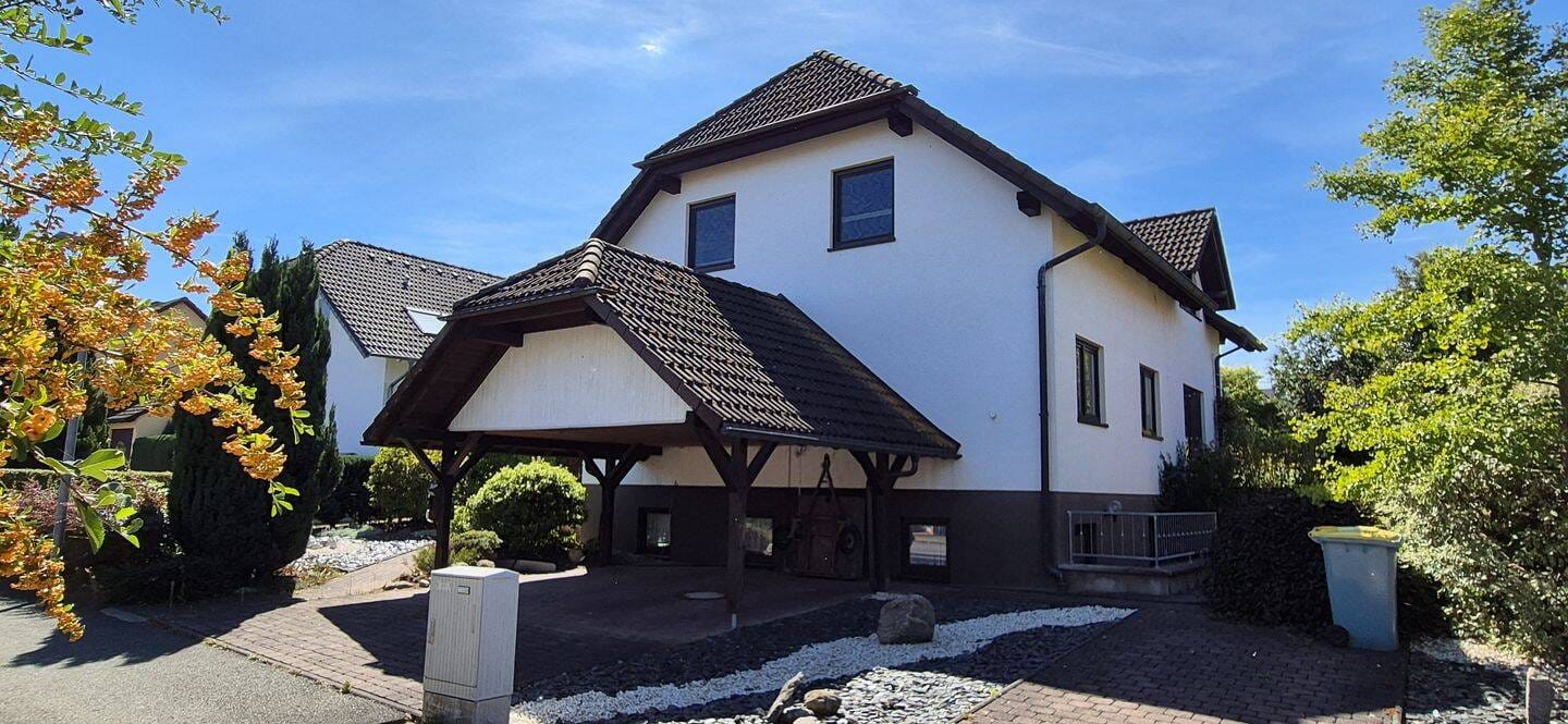 Immobilie in Bad Salzungen - Großzügiges Einfamilienhaus in ruhiger Lage - Bild 1