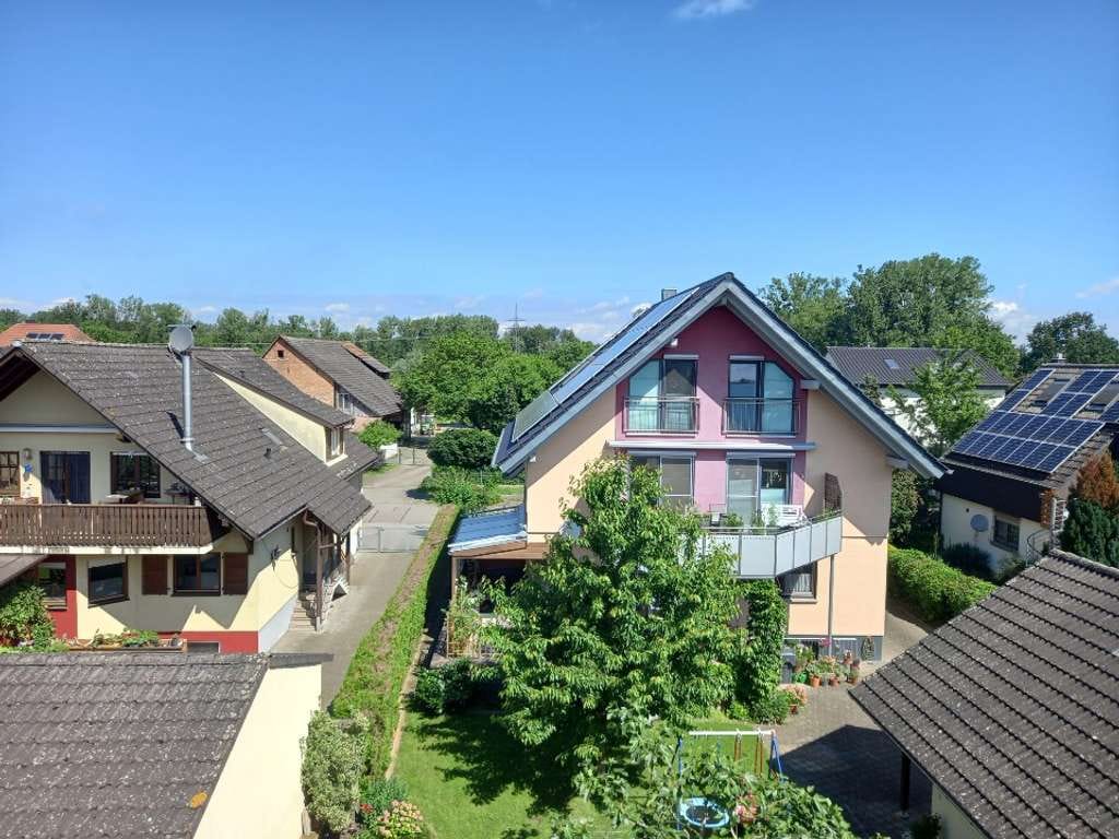 Immobilie in Lichtenau - Pfiffige und sehr gepflegte 3-Zimmer DG- Wohnung in Lichtenau - Bild 1