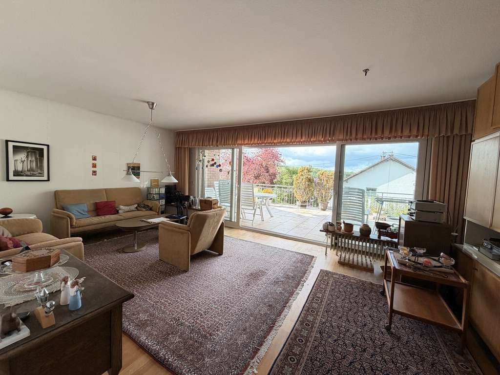 Immobilie in Arzbach - Simmern-WW! 
Großzügiges Ein- bis Zweifamilienhaus mit viel Potenzial in ruhiger Lage - Bild 1