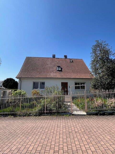 Immobilie in Willstätt - Charmantes kleines Einfamilienhaus mit großem Garten - Bild 0