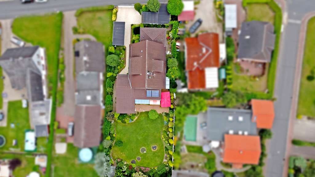 Immobilie in Holm - Großzügiges Einfamilienhaus mit großem Garten zum Kauf in Holm bei Hamburg - Wentzel Dr. - Bild 3
