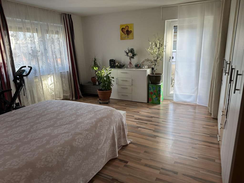 Immobilie in Ottersweier - in einer Sackgasse, ruhig gelegene 3 Zimmer ETW im OG mit Einzelgarage und 2 Balkonen von Ottersweie - Bild 4