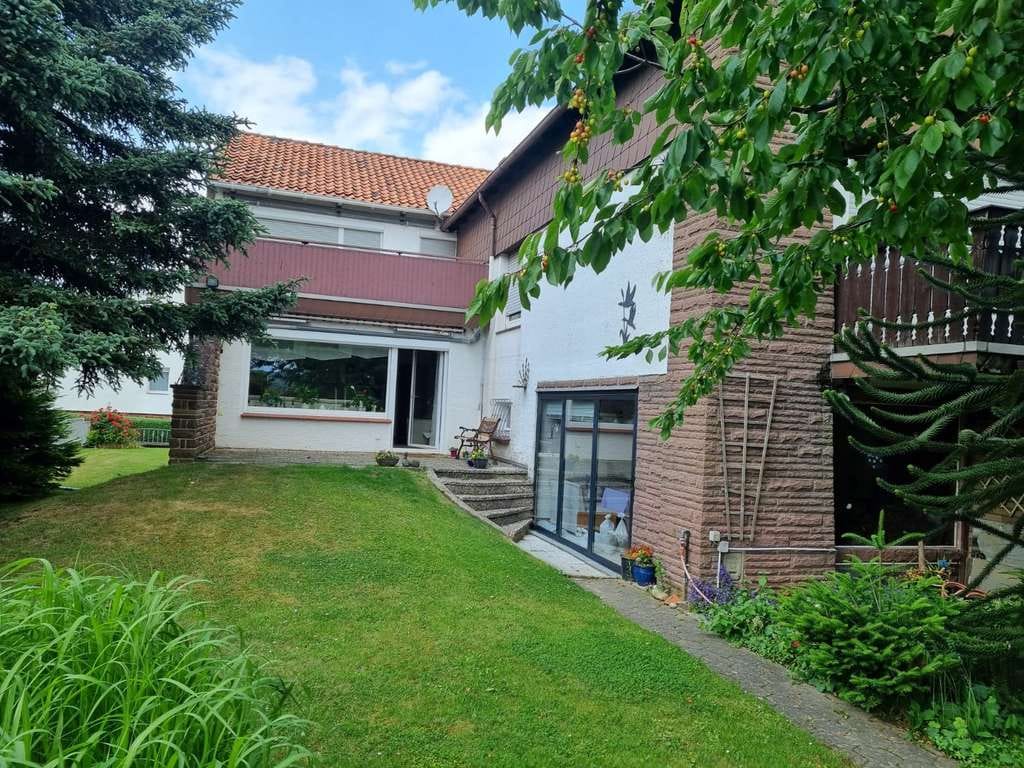 Immobilie in Wennigsen (Deister) - Zweifamilienhaus in Wennigsen mit großem Grundstück - Bild 4