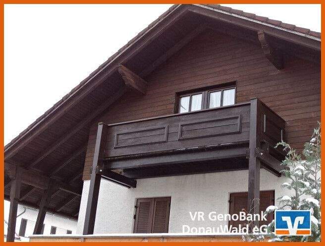 Immobilie in Neuschönau - Wohnen wo Andere Urlaub machen - 2 Zimmer DG-Ferienwohnung mit Balkon in Neuschönau - Bild 1