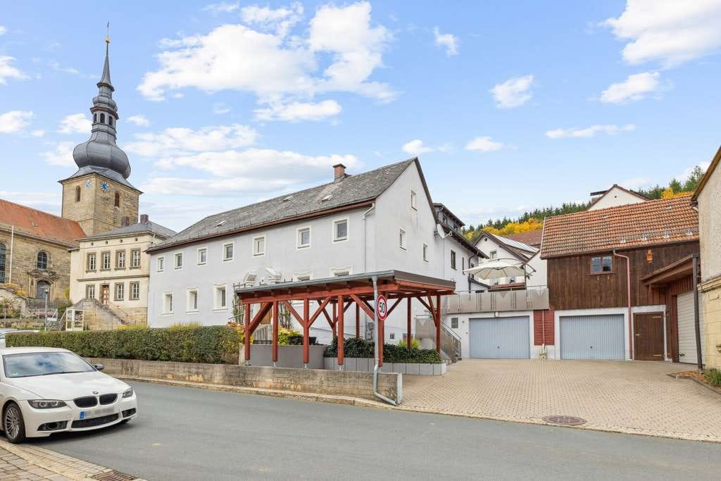 Immobilie in Mistelgau - Mehrfamilienhaus in bester Lage bei Mistelgau - Bild 0
