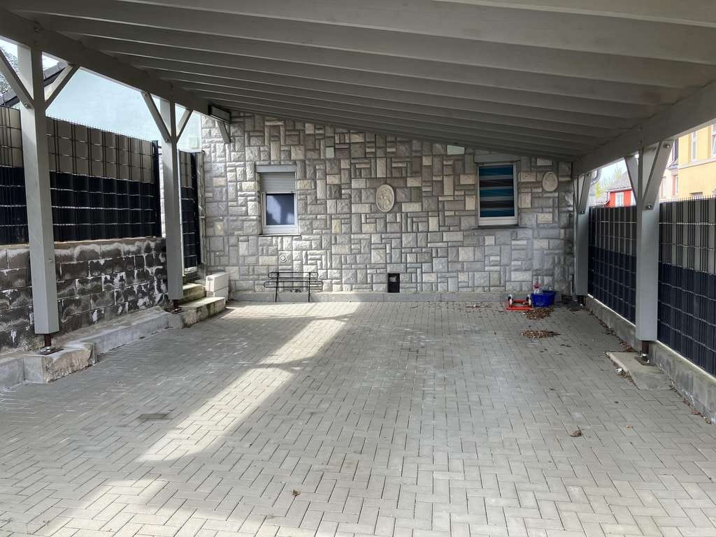 Immobilie in Maxsain - Freistehendes Einfamilienhaus mit Innenhof und Carport in zentraler Lage von Maxsain - Bild 4