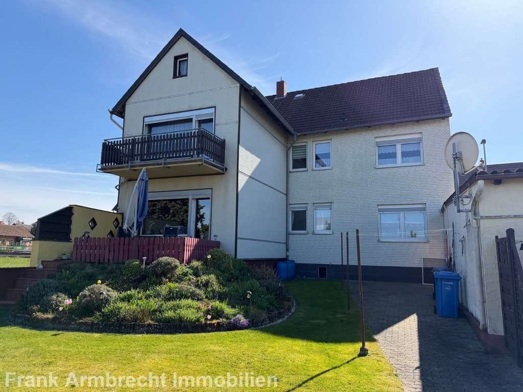 Immobilie in Bockenem - Zweifamilienhaus mit attraktivem Grundstück in Bornum zu verkaufen. - Bild 0