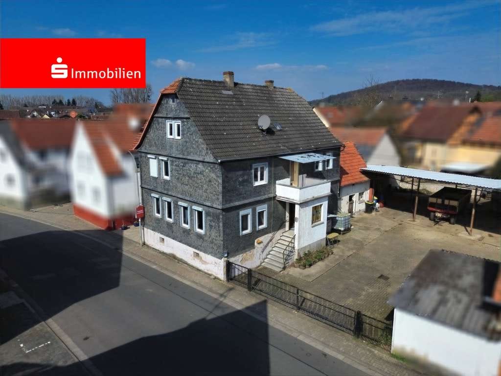 Immobilie in Freigericht - Charmantes Fachwerkhaus mit großem Hof & Nebengebäuden – seltene Gelegenheit in Bernbach!
 - Bild 0