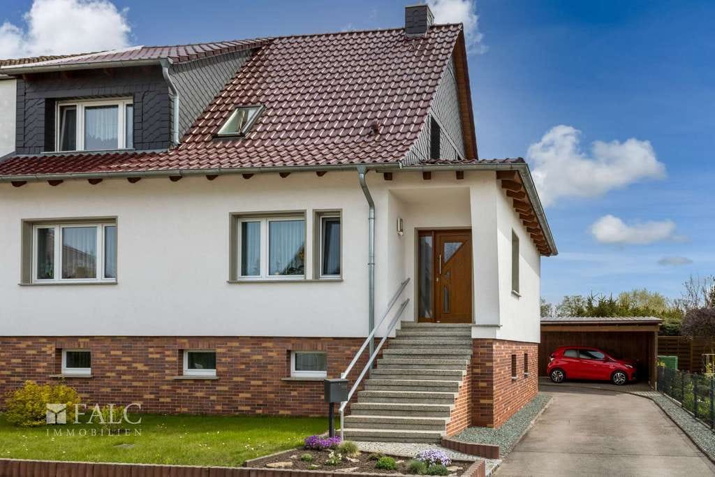 Immobilie in Kölleda - Hochwertige und sehr gepflegte DHH in Kölleda - Bild 1