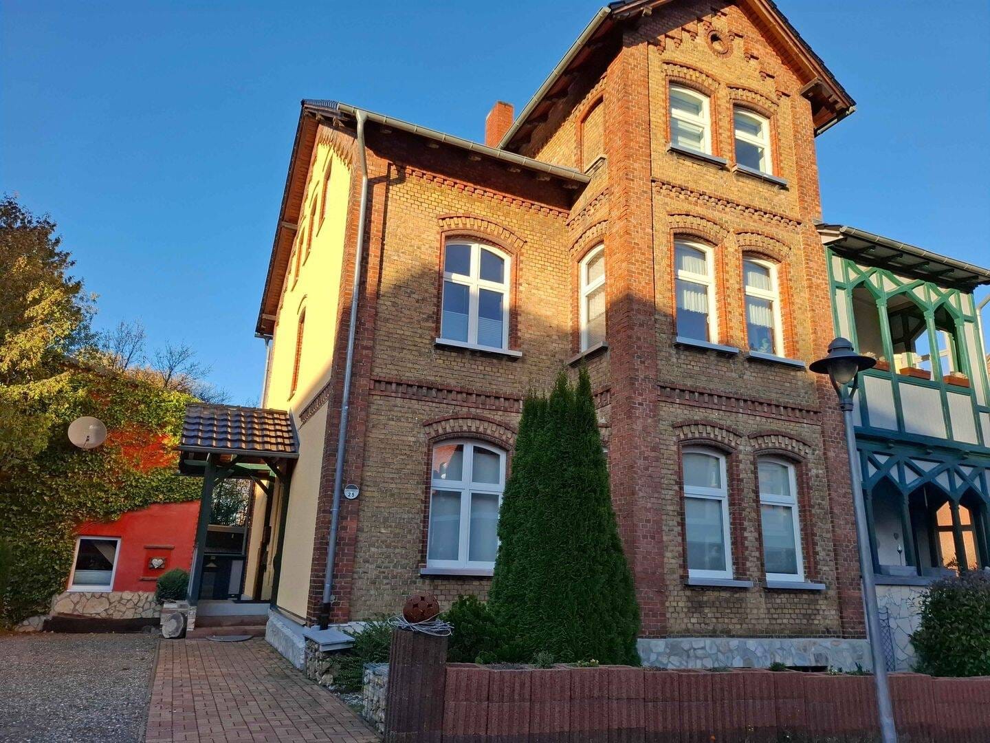 Immobilie in Blankenburg - Wohnen in großzügig und mit geschütztem Süd-Balkon! - Bild 3