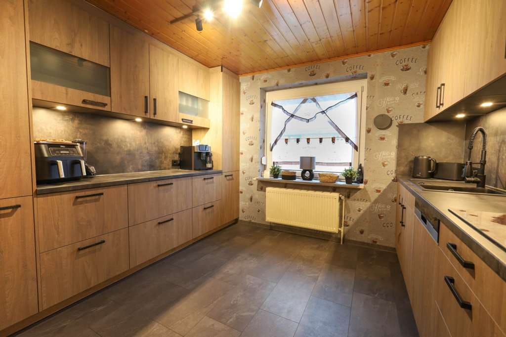 Immobilie in Nordhastedt - Gepflegter Bungalow mit Ausbaupotential und großem Grundstück in ruhiger Lage in Nordhastedt - Bild 2