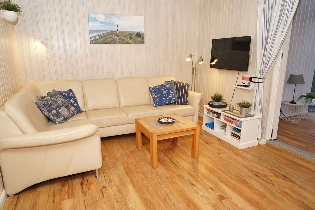 Immobilie in Damp - Blockhaus in TOP-Lage mit großem Grundstück und Wintergarten - Bild 3