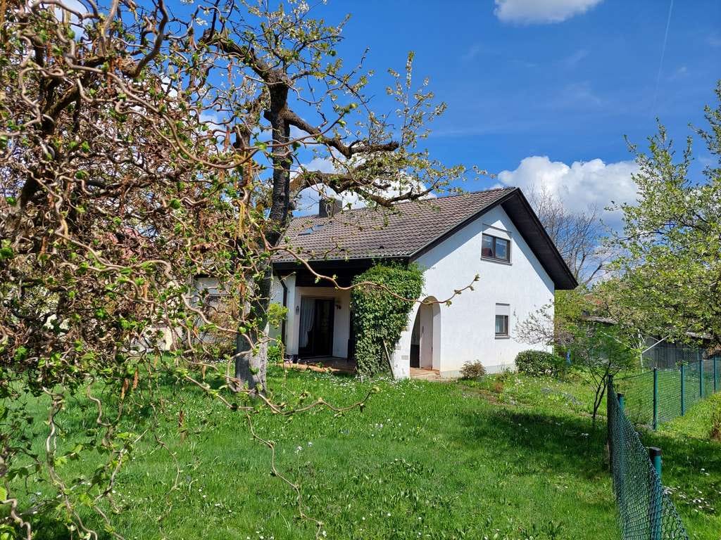 Immobilie in Adelberg - *Familien aufgepaßt!* Einfam.-Haus mit herrlichem Garten! Beziehbar! - Bild 0