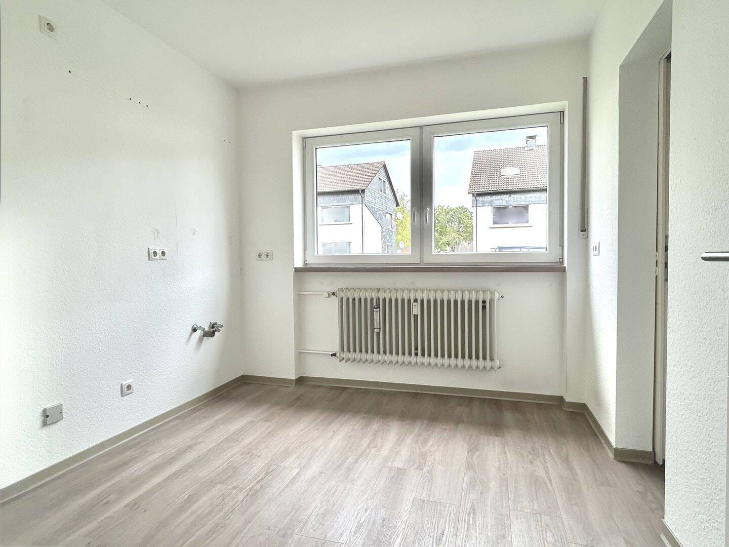 Immobilie in Attendorn - Absolut ansprechend und großzügig in nachgefragter und sonniger Lage von Attendorn-Ennest - Bild 4