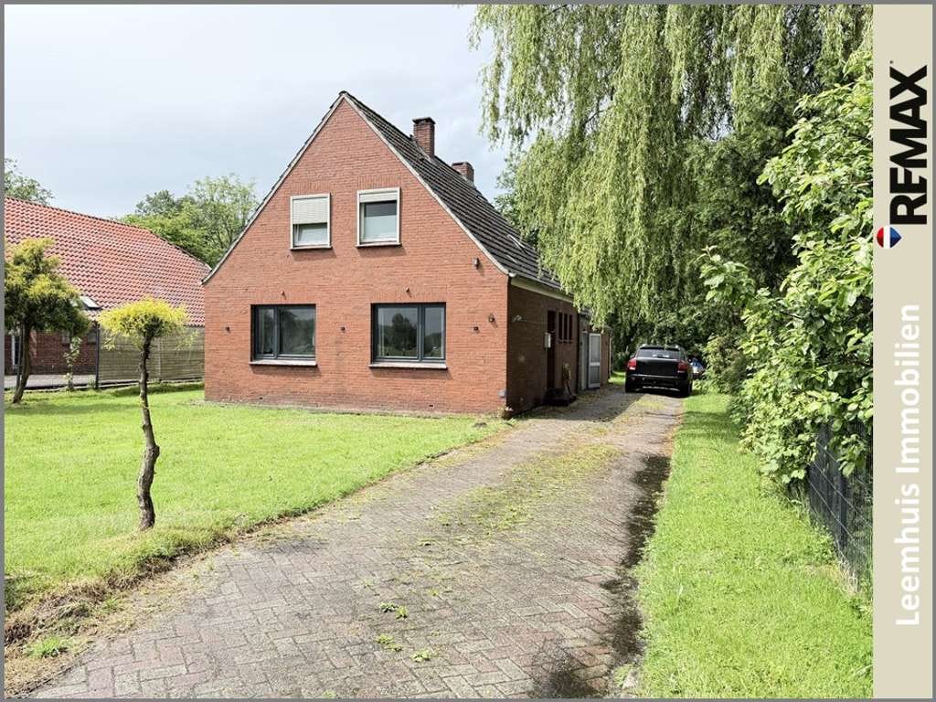 Immobilie in Weener - * großes Grundstück * Gute Lage * viel Potenzial * Kamin * - Bild 0