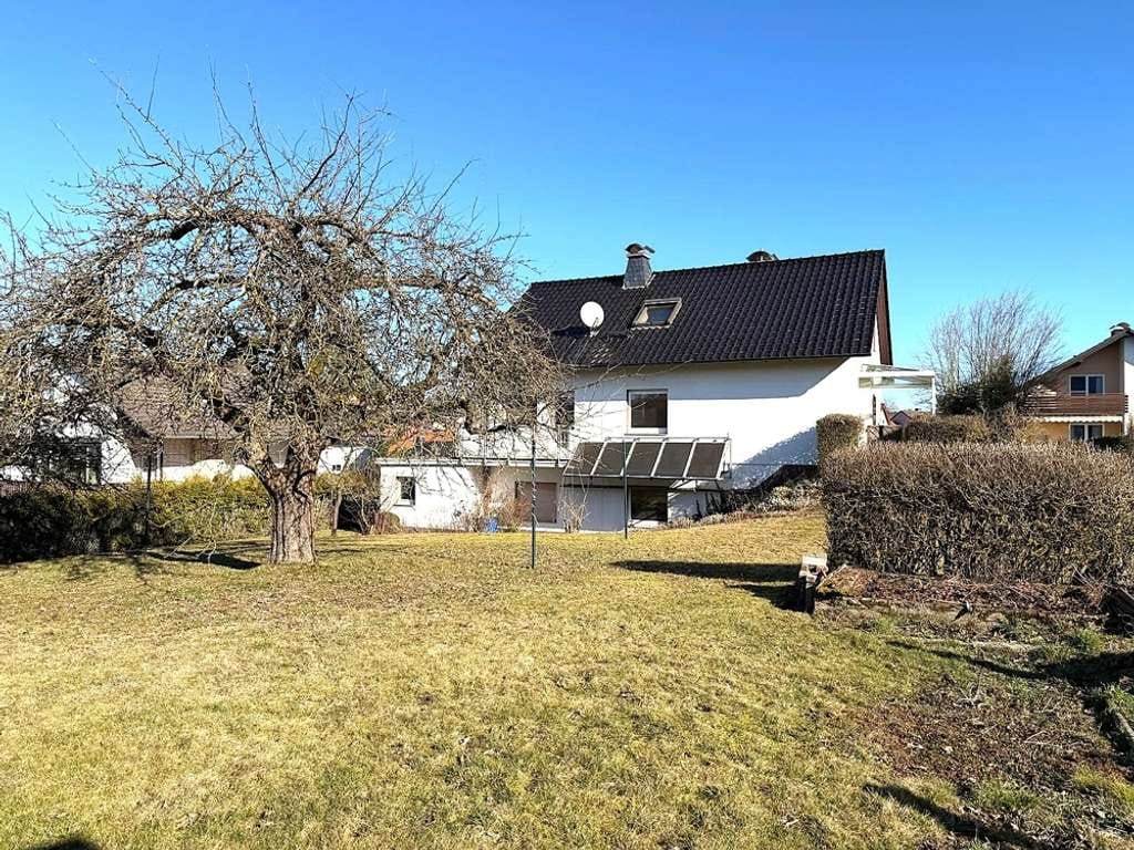 Immobilie in Schenklengsfeld - Solides Einfamilienhaus mit ELW in angenehmer Lage von Wippershain ! - Bild 4