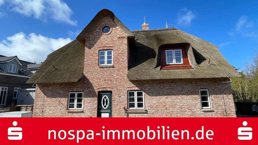 Immobilie in Oevenum - Doppelhaus mit einer genehmigten Ferienwohnung - Bild 0