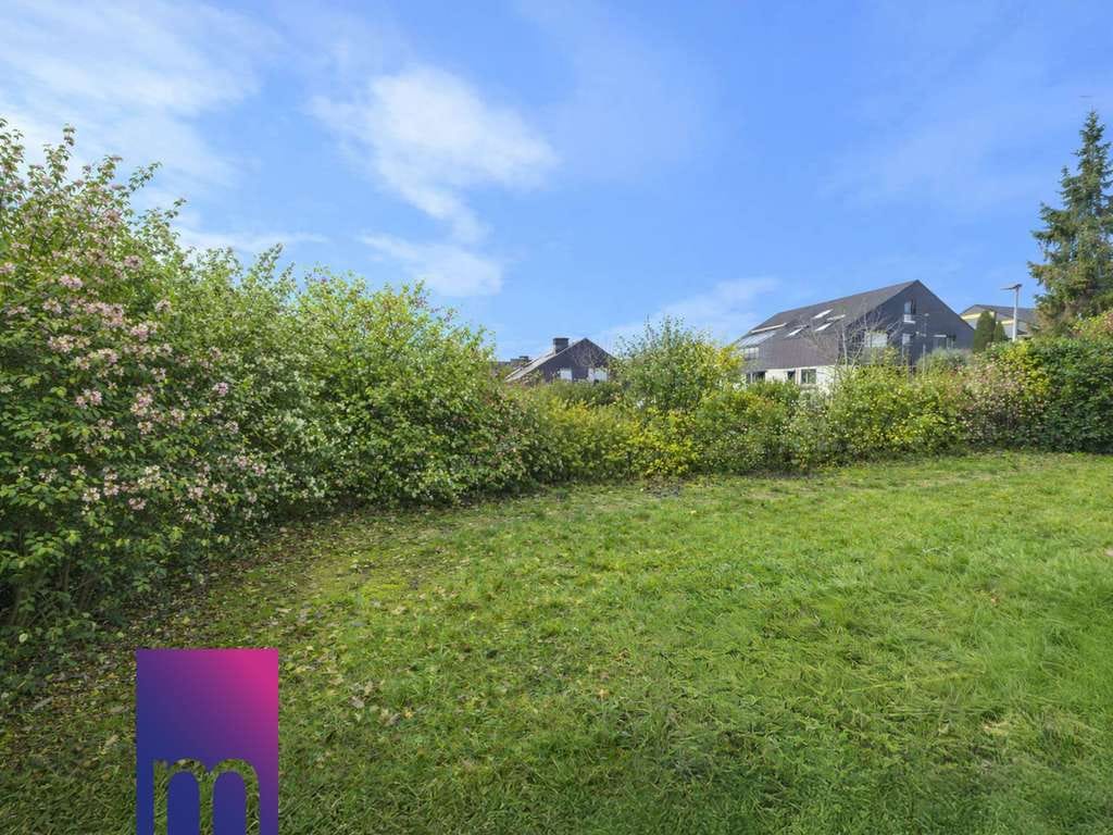 Immobilie in Denkendorf - Großzügige, bezugsfreie 3-Zi-Whg. Hell, gut geschnitten mit Terrasse, schönem Garten und Garage - Bild 1