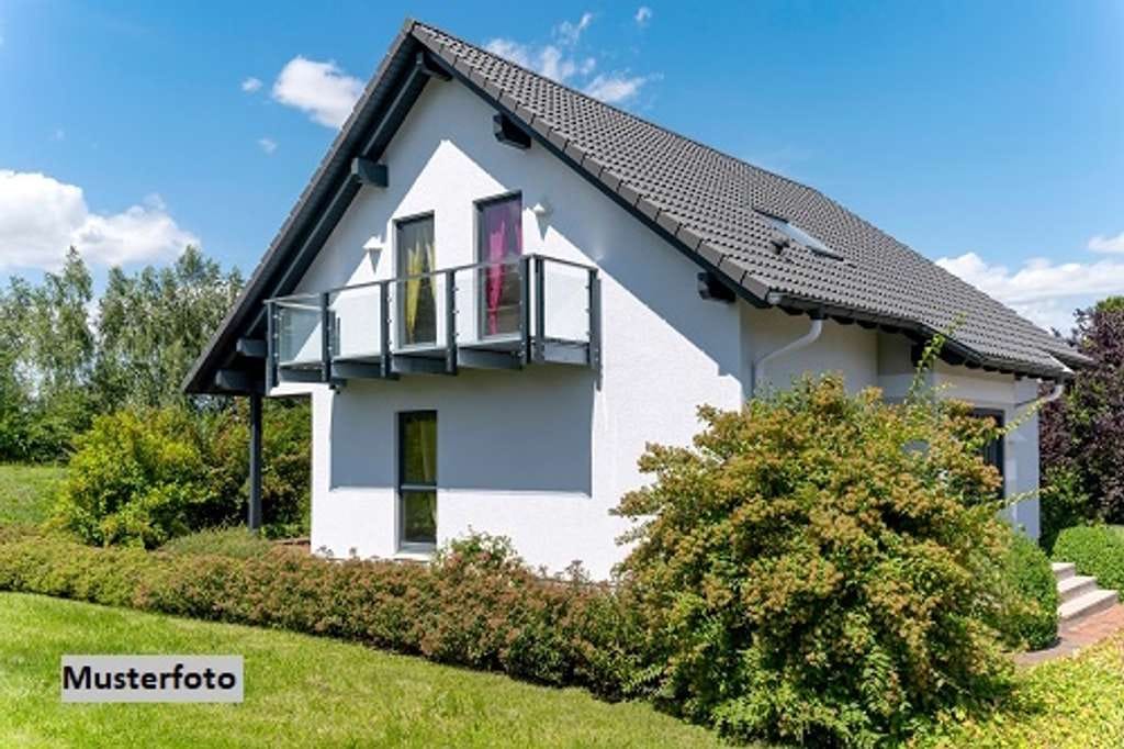 Immobilie in Langenweißbach - Freistehendes Einfamilienhaus in guter Wohnlage - Bild 0
