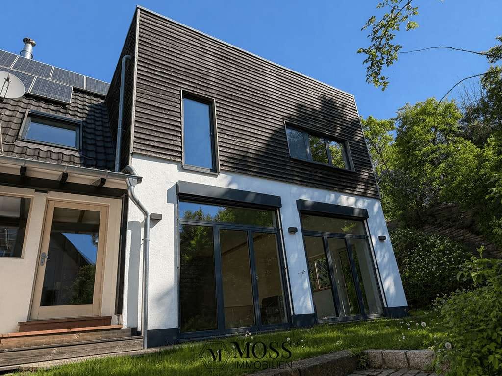 Immobilie in Kenzingen - Exklusiv saniertes Fachwerkhaus, 6,5 Zi., 223m², Dachterrasse, Fernblick, Vielseitig & großer Garten - Bild 1