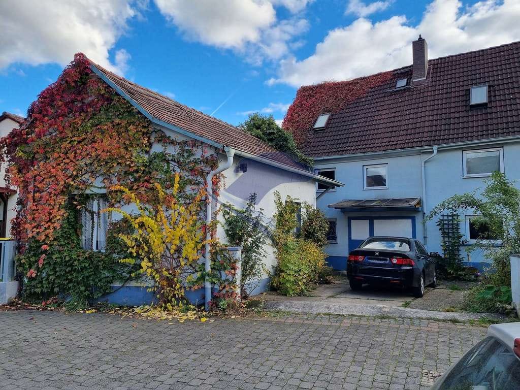 Immobilie in Altenstadt - Mittendrin statt nur dabei - mit Haus, Hof, Garten, Nebengebäude - Bild 1