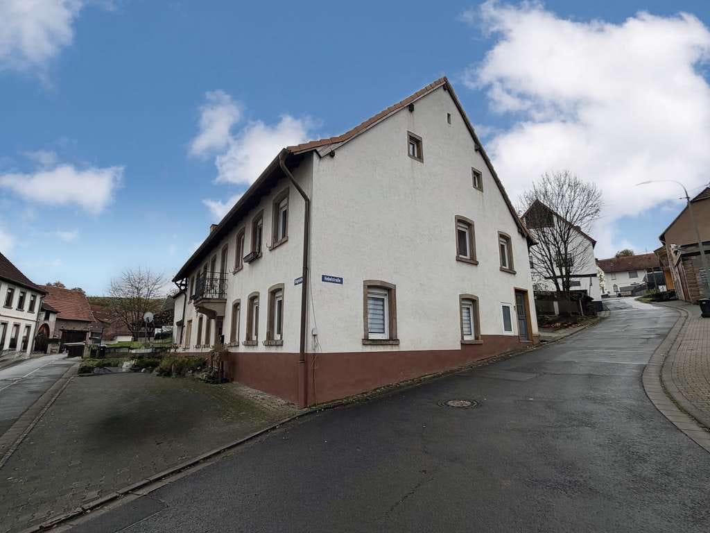 Immobilie in Horschbach - Dreifamilienhaus in Horschbach - mit Garage & Garten - Bild 4