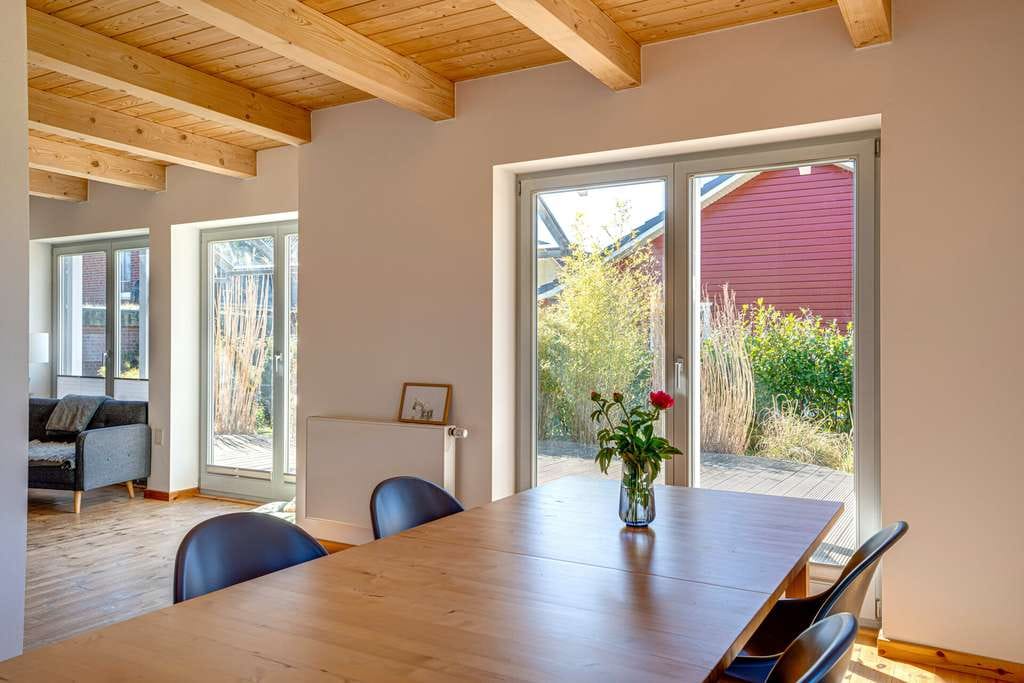 Immobilie in Langballig - Westerholz: Großzügigkeit trifft Lage! Sonniges Architektenhaus am Feldrand und Strandnähe - Bild 3