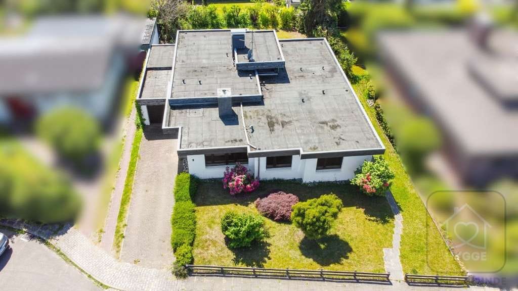 Immobilie in Tangstedt - Dein Zuhause - Besonderer Architekten-Bungalow mit Einliegerwohnung + 360 Grad Rundgang - Bild 2