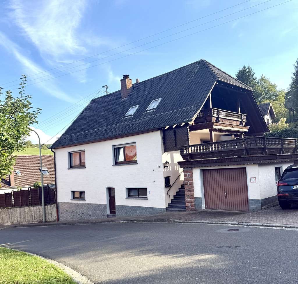Immobilie in Bosenbach - Liebevoll gepflegtes Wohnhaus mit großem Grundstück - Bild 0
