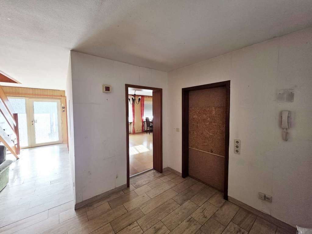 Immobilie in Gensingen - Gensingen - Einfamilienhaus mit viel Platz für die ganze Familie und Lagerflächen! - Bild 2