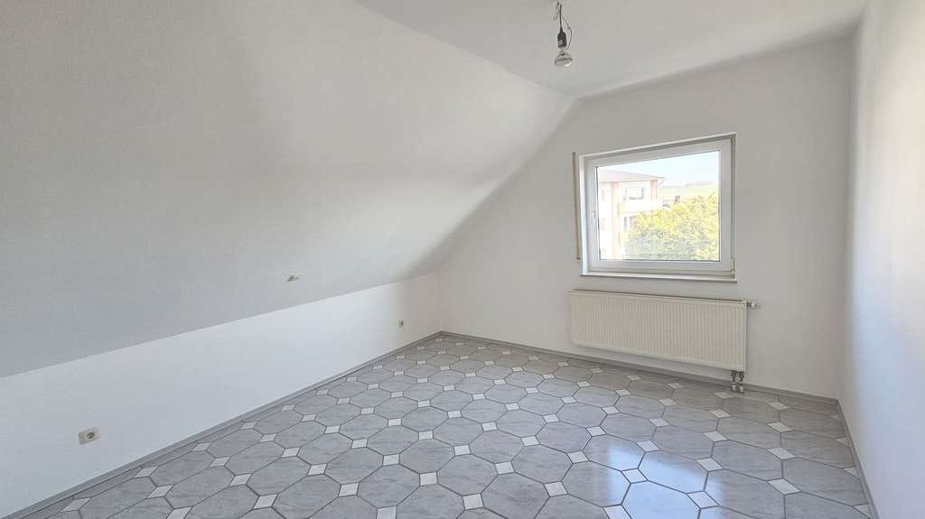Immobilie in Runkel - 3-Zimmer-Dachgeschosswohnung in Runkel / Dehrn - Bild 2