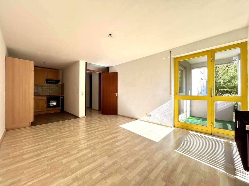 Immobilie in Plochingen - Gepflegte 2-Zimmer-Wohnung mit Aufzug, EBK, Balkon und TG-Stellplatz - Bild 0
