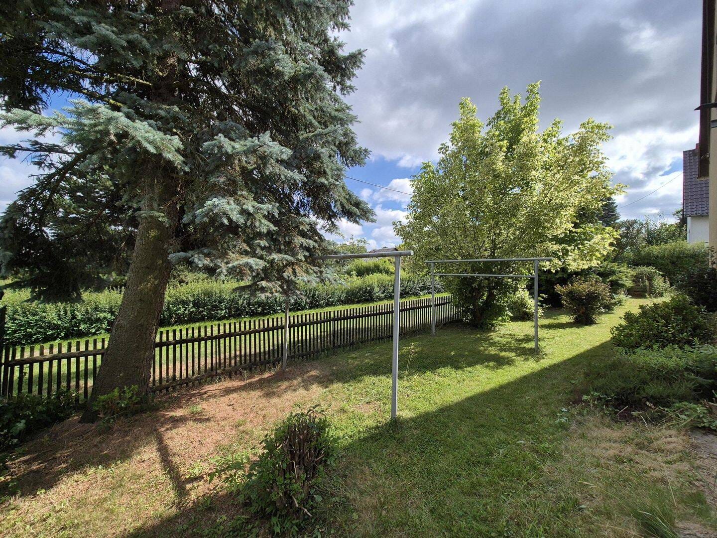 Immobilie in Taura - Raum für neue Wohnideen - Einfamilienhaus mit Terrasse, Garten und Garage - Bild 4
