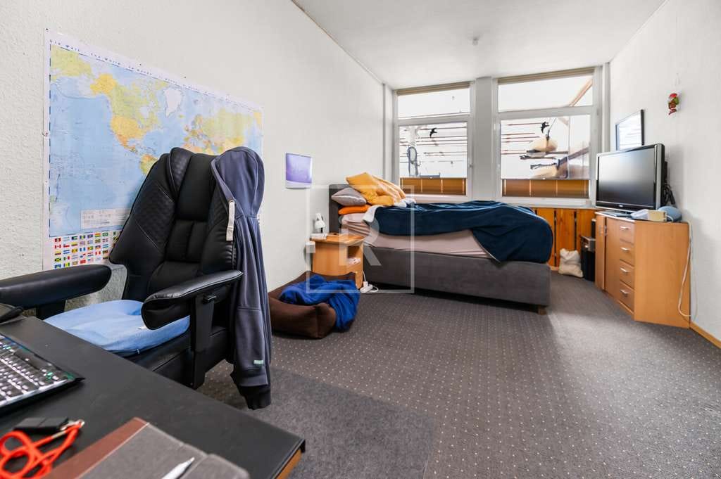 Immobilie in Hasenmoor - Wohnen wie im eigenen Haus – 5-Zimmer-Eigentumswohnung mit 160 m² Wohnfläche & 290 m² Garten - Bild 4
